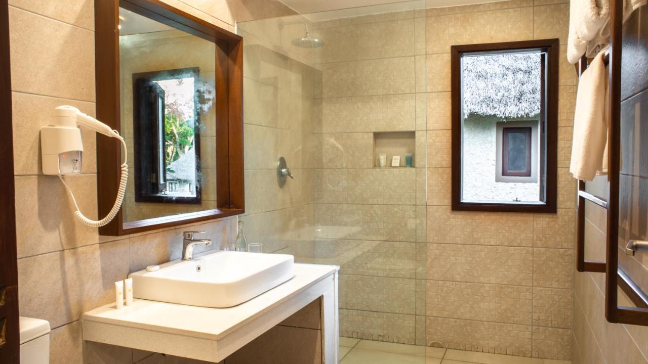 Neptune Village Beach Resort & Spa Galu Exterior foto
